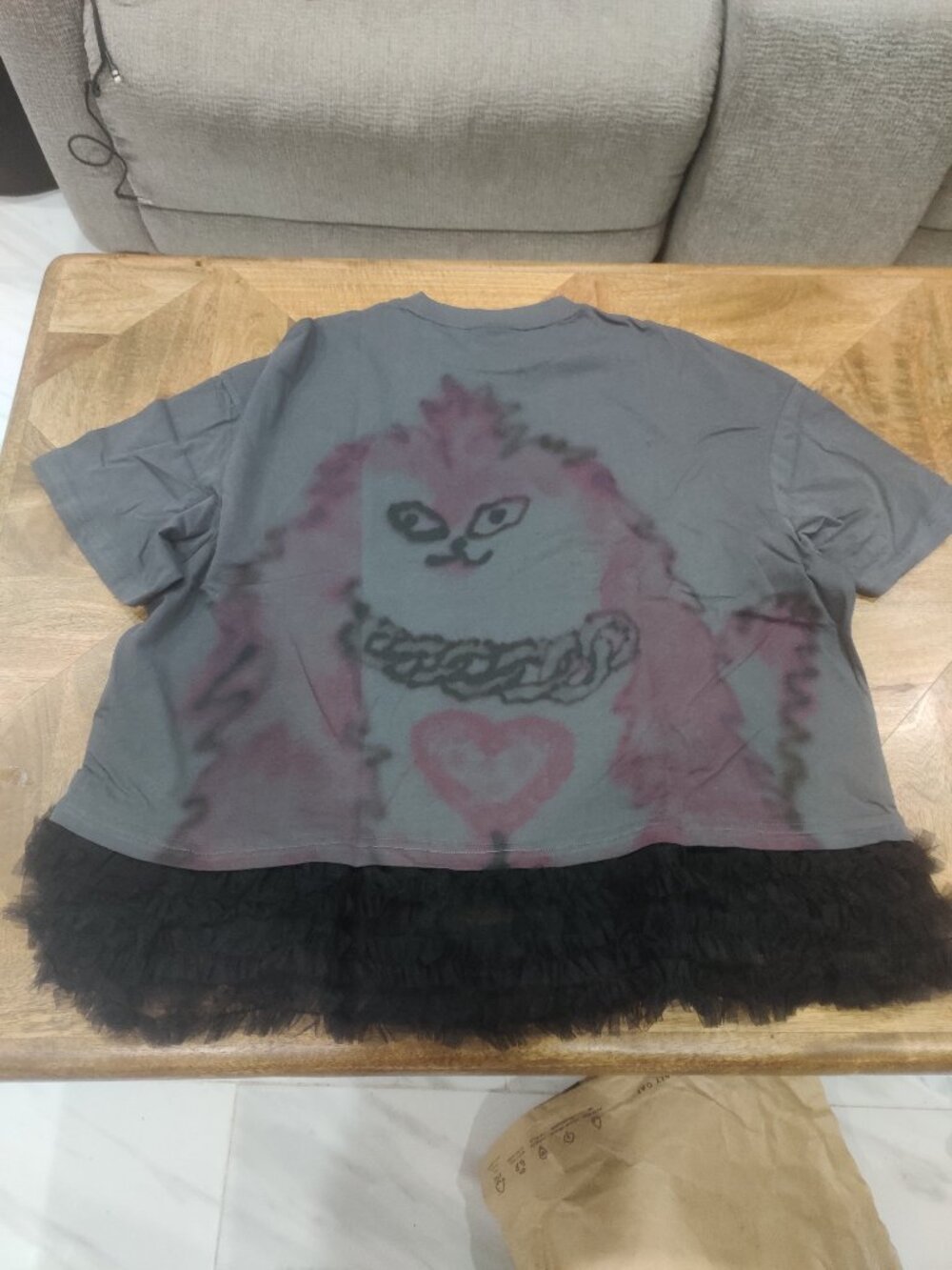 Lazy Oaf Tee size XL New